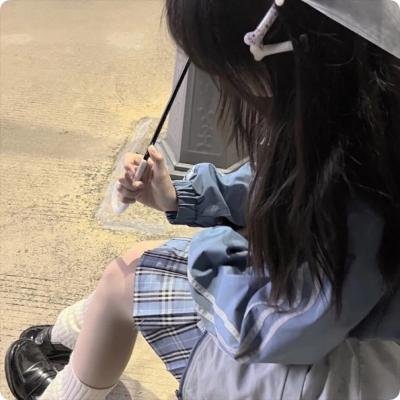 隔壁的吸血鬼美眉